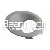 Moldura do Farol de Neblina - Lado Esquerdo - Land Rover Freelander 2 2006-2012 - LR004164 - Marca Bearmach