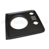 Acabamento Farol Lado Esquerdo (Cor: Preto Brilhante) -  Land Rover Defender 1999-2010 - DHH100790PUC LR051110 - Marca Allmakes